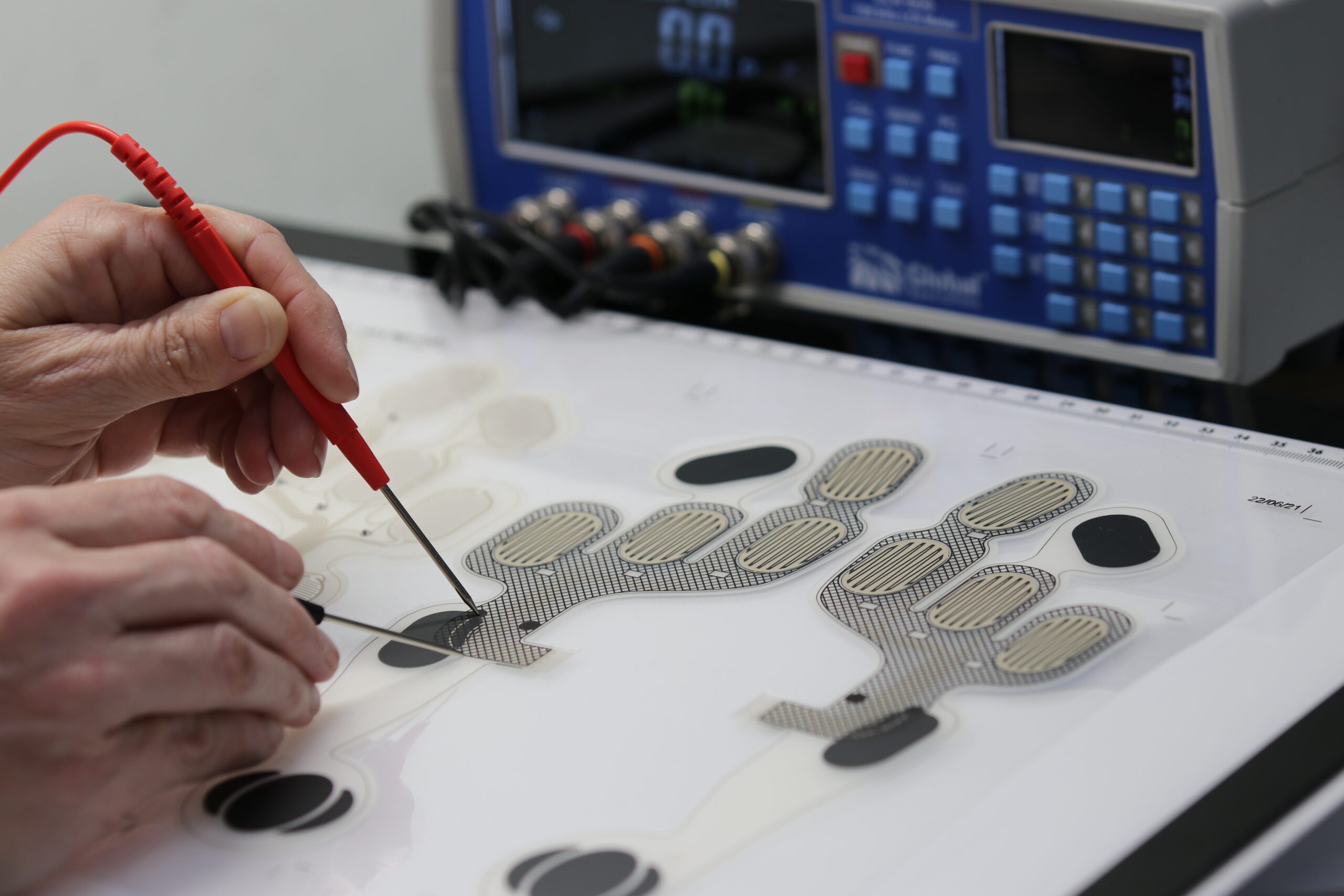 Printed plantar-pressure sensor arrays on the test bench